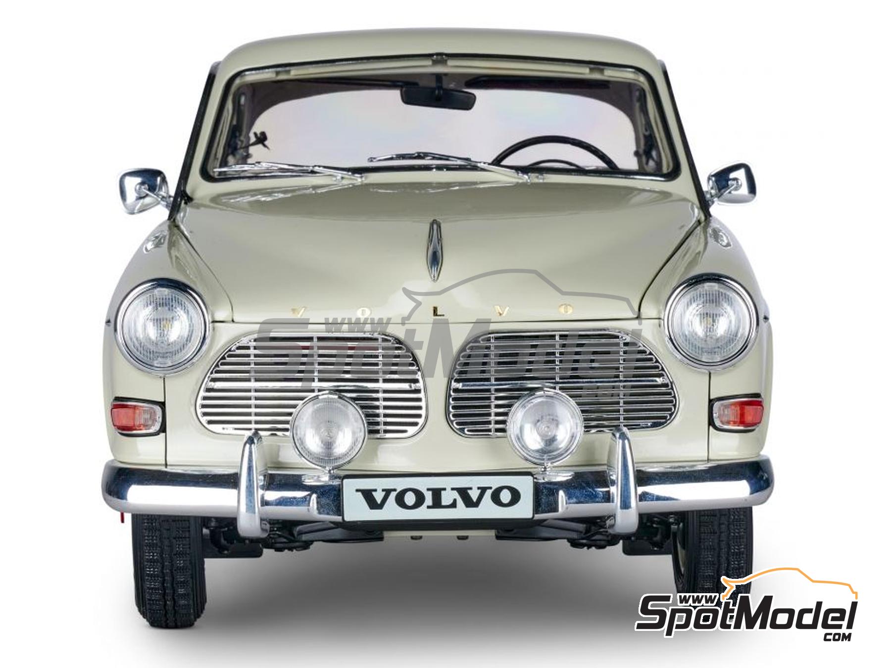 スポットオン　ボルボ122s 1/42 spot-on Ixo Collections IXC.VOL.FK: Car scale model kit 1/8 scale - Volvo